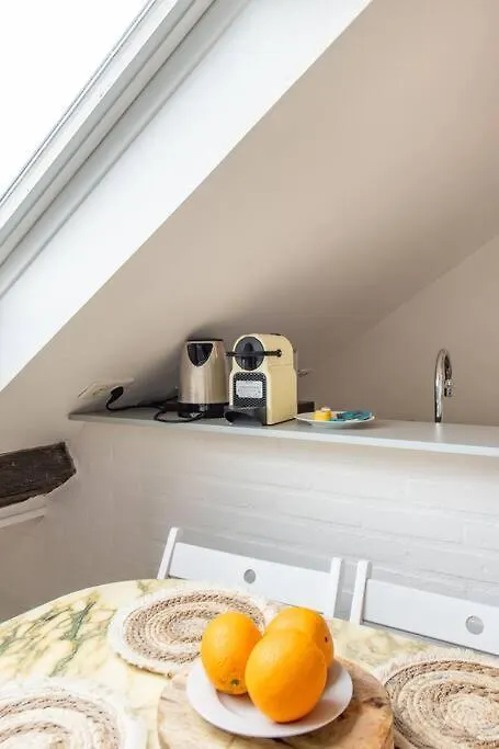 파리 Heart Of Saint-Germain Only 3 Minutes From The Amaizing Luxembourg Gardens 아파트 0*,